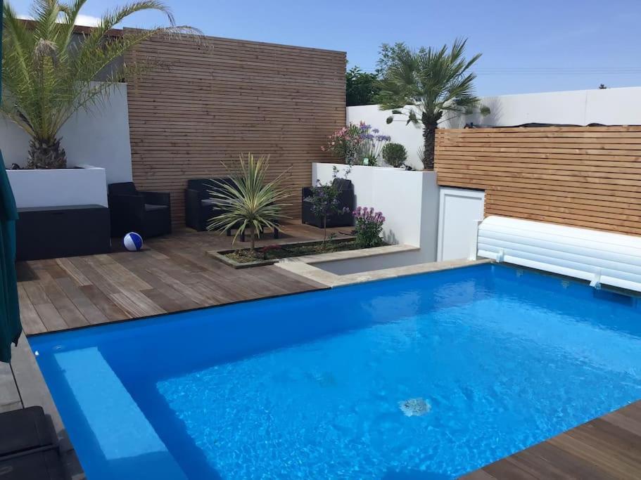Villa Exceptionnelle Piscine Et Jardin Prive Sejour Haut De Gamme Proche La Rochelle Sainte-Soulle Zewnętrze zdjęcie