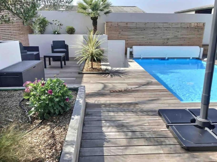 Villa Exceptionnelle Piscine Et Jardin Prive Sejour Haut De Gamme Proche La Rochelle Sainte-Soulle Zewnętrze zdjęcie